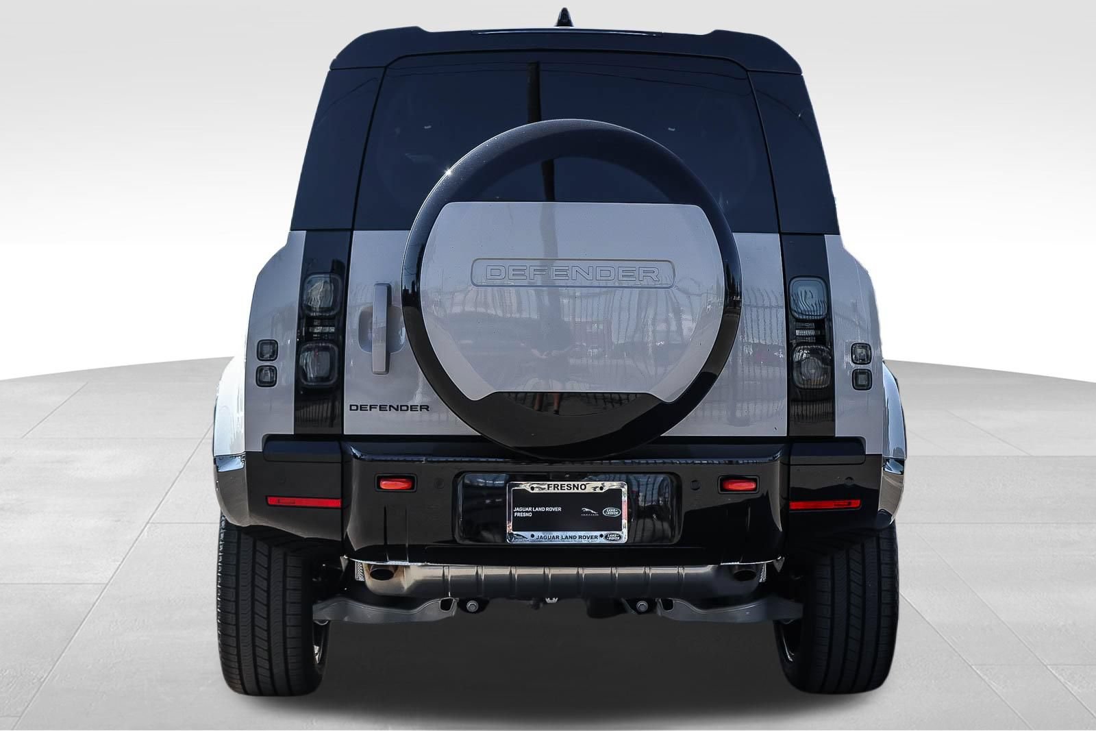 New 2026 Land Rover Defender 110 X AWD/4WD image 5