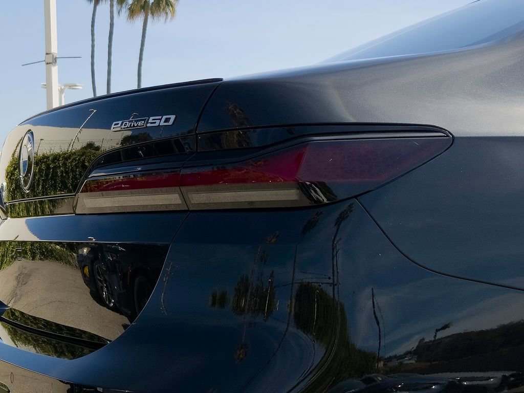 New 2026 BMW i7 eDrive50 w/ M Sport Package image 4