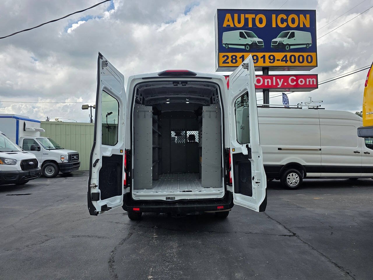 Used 2024 Ford Transit 250 148 High Roof AWD image 15