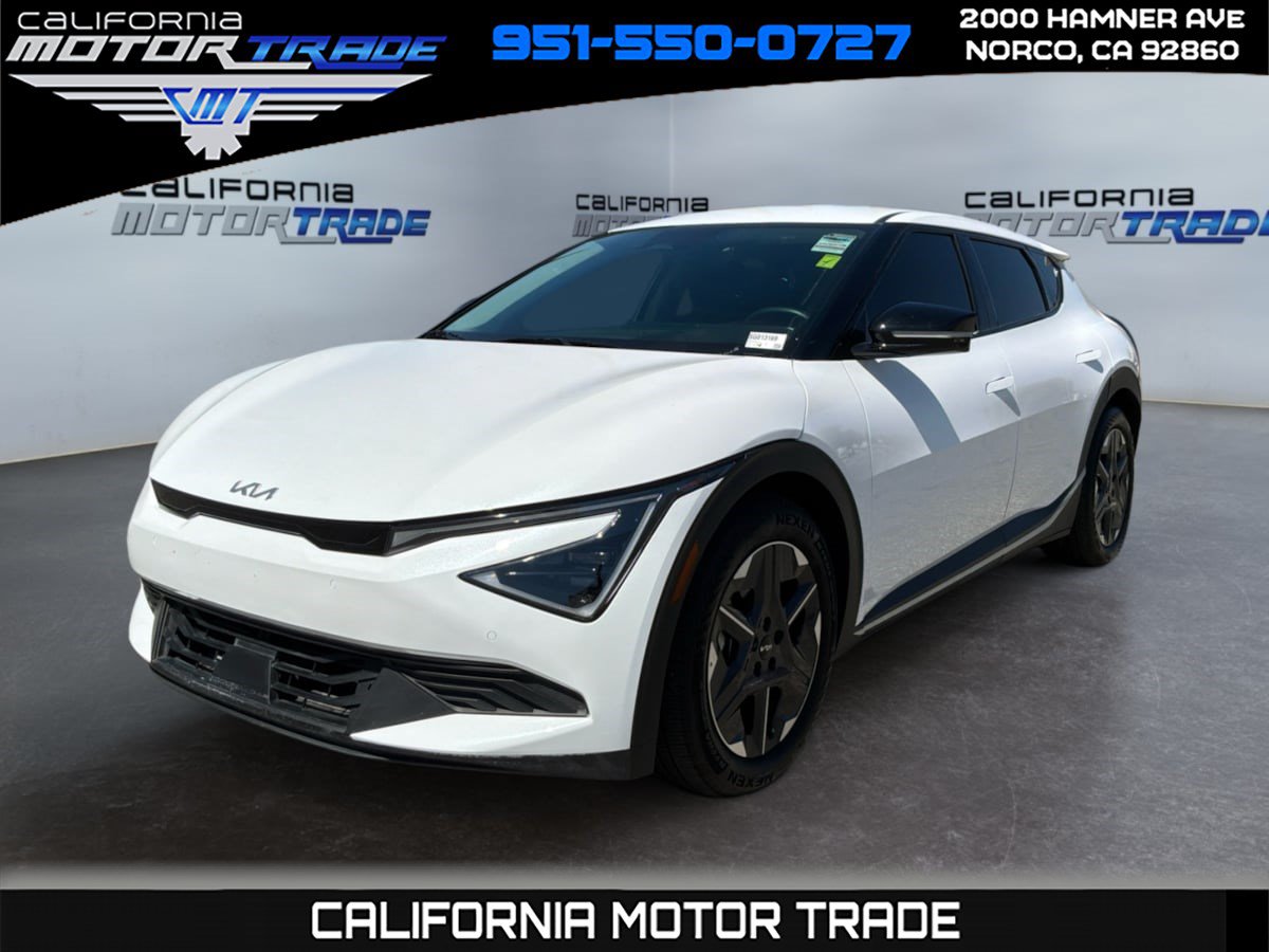 Used 2025 Kia EV6 Light RWD image 1