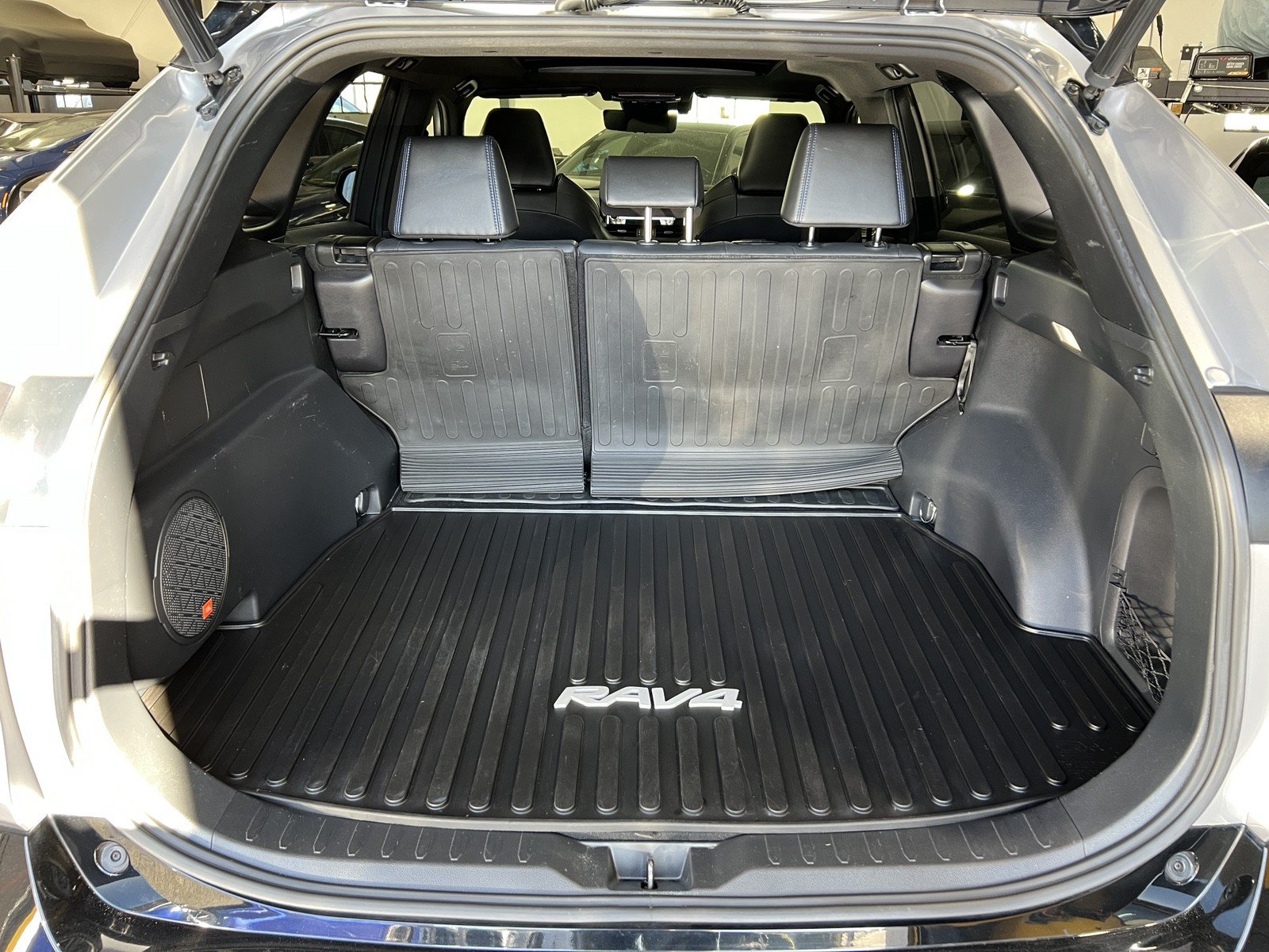 Used 2022 Toyota RAV4 XSE AWD/4WD image 27
