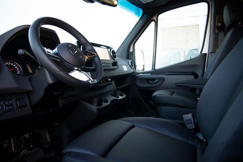 New 2026 Mercedes-Benz Sprinter 2500 image 12