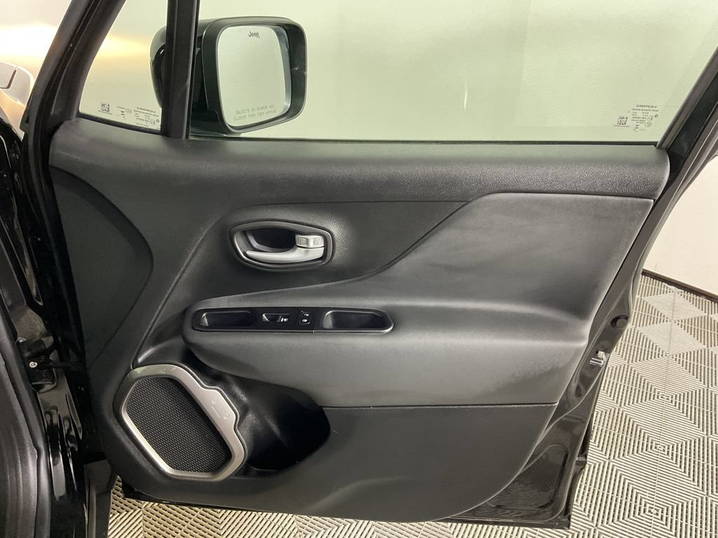 Used 2023 Jeep Renegade Limited w/ Sun/Sound Group AWD/4WD image 23