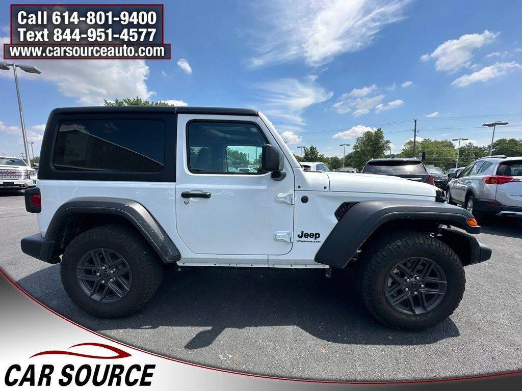 Used 2024 Jeep Wrangler Sport AWD/4WD image 6