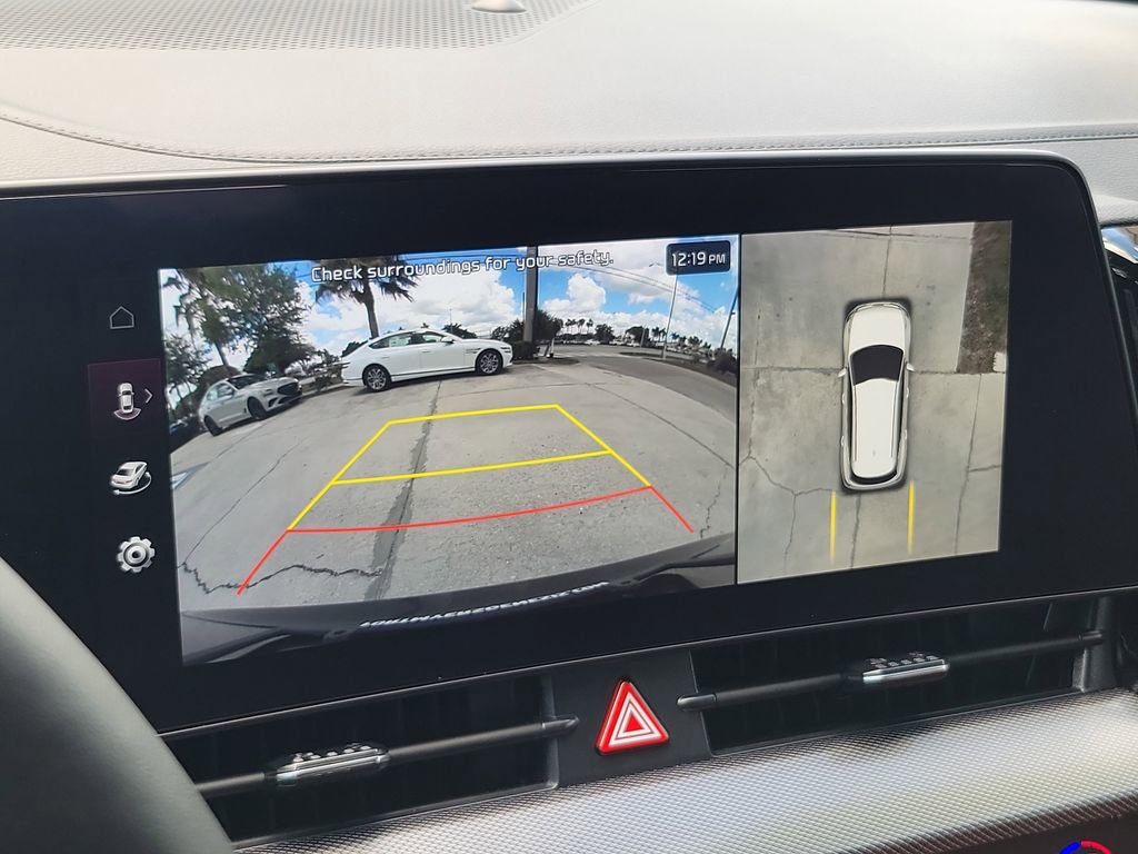 Used 2025 Kia Sportage SX image 32