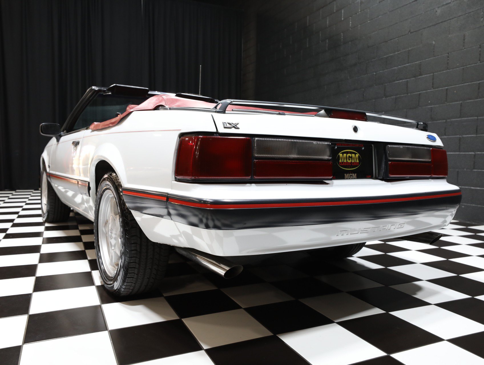 Used 1991 Ford Mustang LX RWD image 32