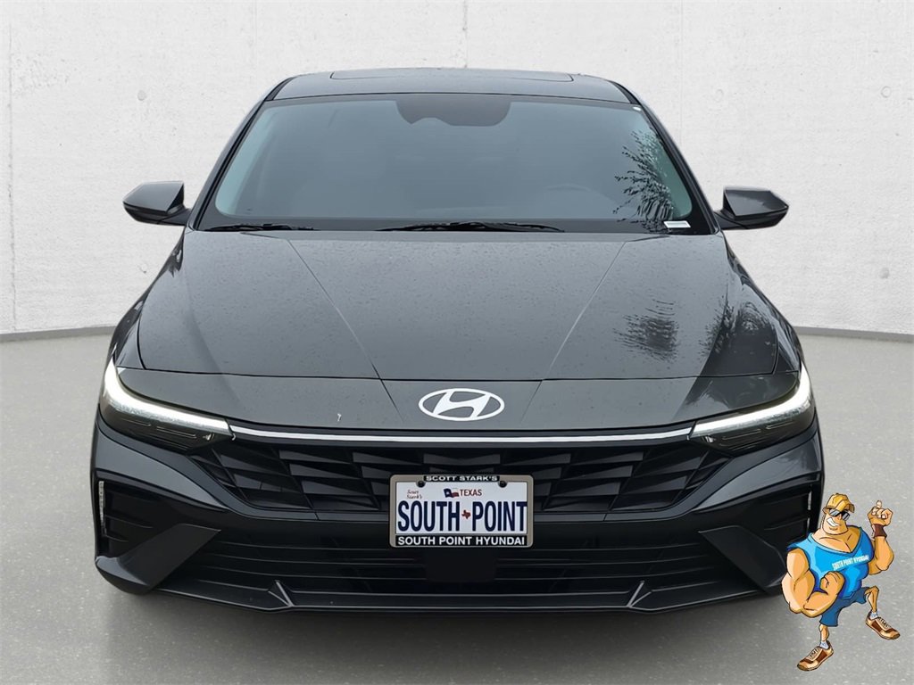 New 2026 Hyundai Elantra Limited image 2