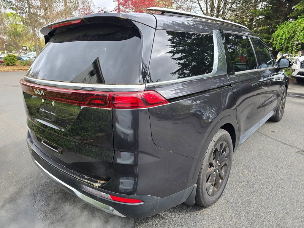 Used 2022 Kia Carnival SX FWD image 4