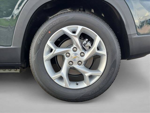New 2026 Chevrolet Trax LS w/ LS Convenience Package FWD image 11