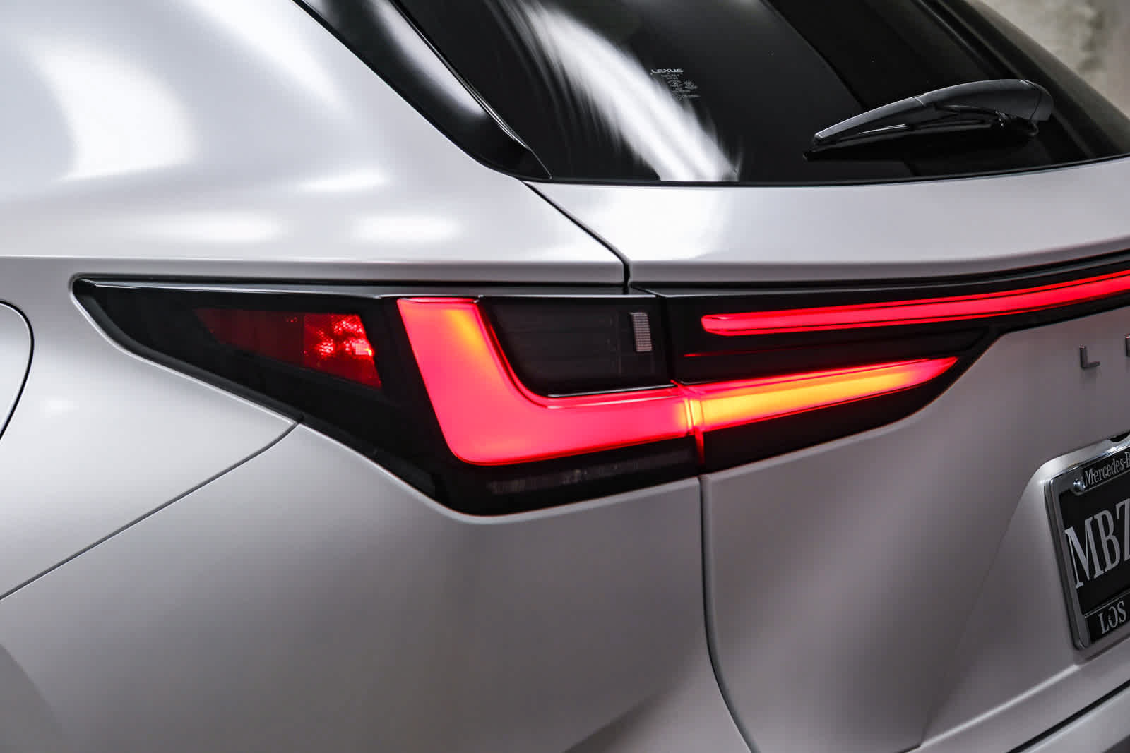 Used 2025 Lexus NX 250 FWD image 7