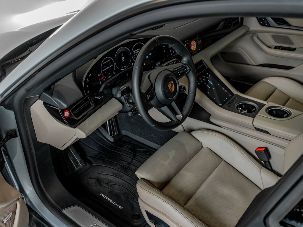 Certified 2025 Porsche Taycan image 4