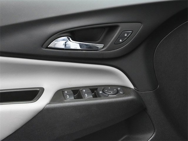 Used 2023 Chevrolet Equinox LS image 16