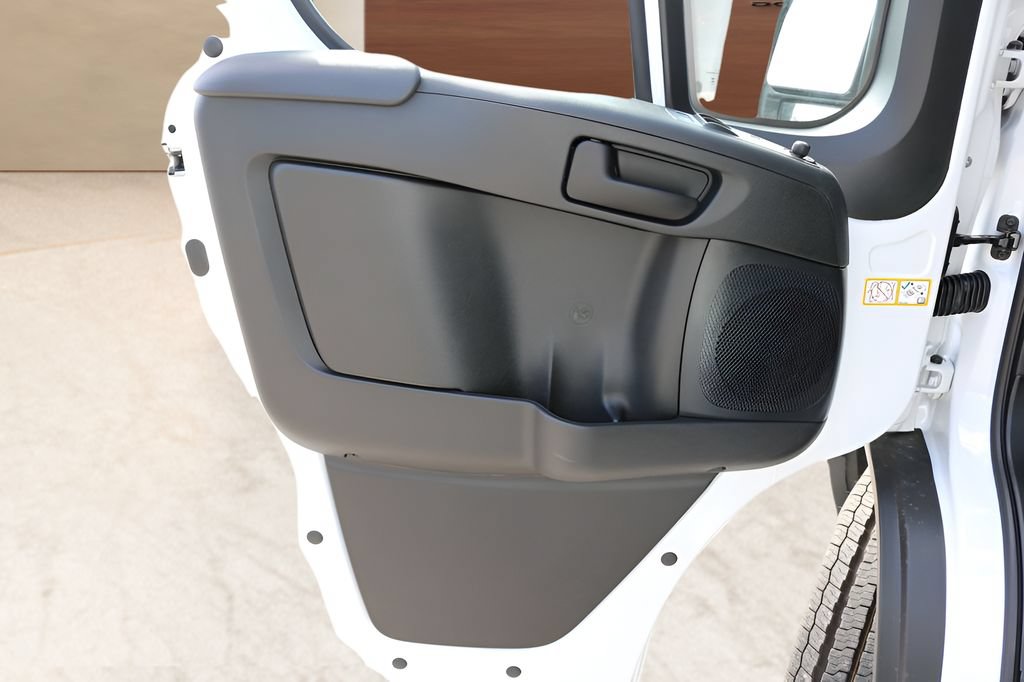 New 2026 RAM ProMaster 1500 w/ Safety Group FWD image 10