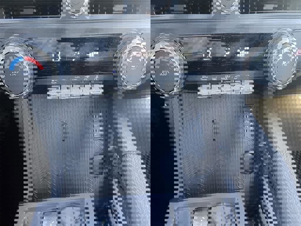 Used 2024 Toyota Tacoma TRD Sport image 17