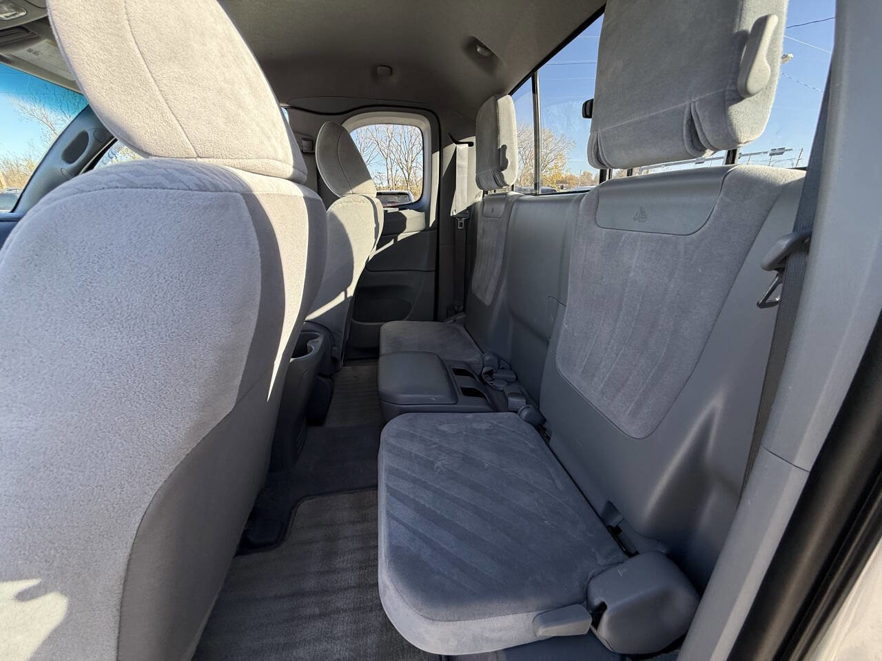 Used 2011 Toyota Tacoma 4x4 Access Cab image 15