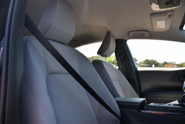 New 2026 Toyota Prius LE image 19