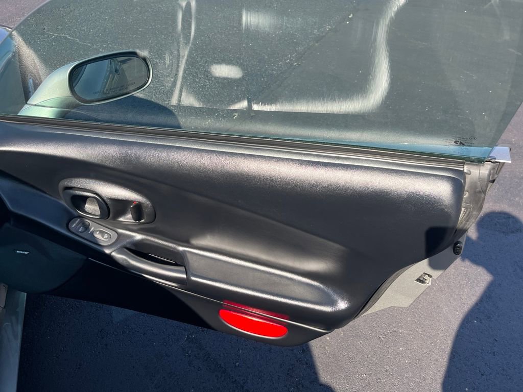 Used 1999 Chevrolet Corvette Coupe w/ Memory Pkg image 19