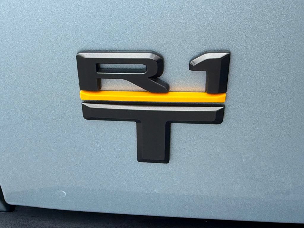 Used 2026 Rivian R1T Premium AWD/4WD image 9
