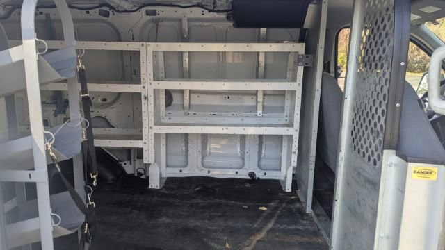 Used 2016 Ford Transit 250 130 Low Roof w/ Exterior Upgrade Package image 15
