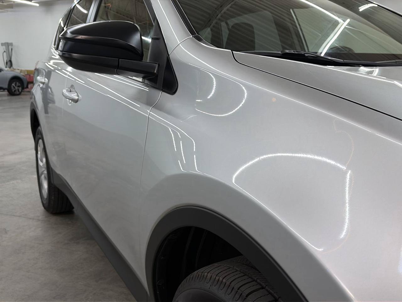 Used 2013 Toyota RAV4 LE FWD image 5