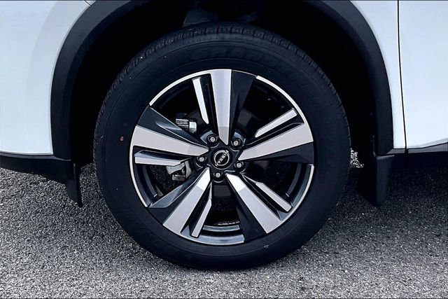 Certified 2024 Nissan Rogue SL AWD/4WD image 32