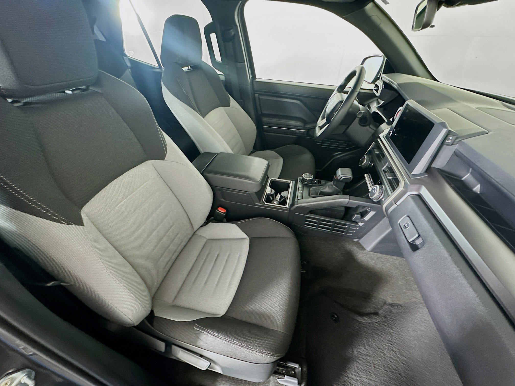 Used 2025 Toyota 4Runner TRD Off-Road image 31