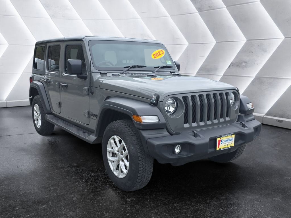 Used 2023 Jeep Wrangler Unlimited Sport w/ Cold Weather Group AWD/4WD image 9