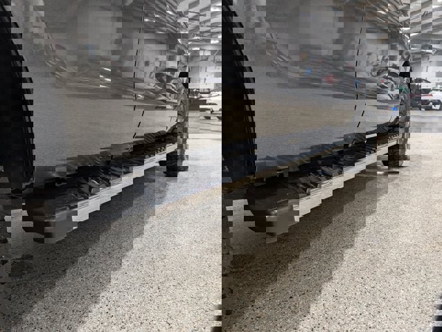 Used 2020 Ford Expedition XLT w/ FX4 Off-Road Package image 10