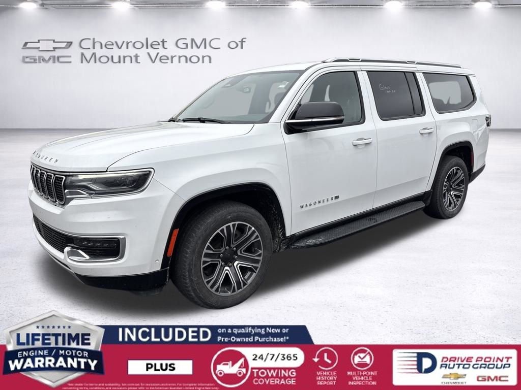 Used 2024 Jeep Wagoneer L Series II w/ Flexible Seating Group image 1