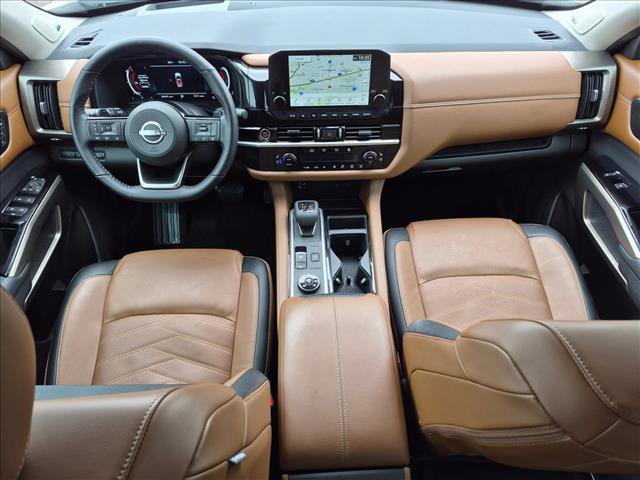 Used 2024 Nissan Pathfinder Platinum AWD/4WD image 20