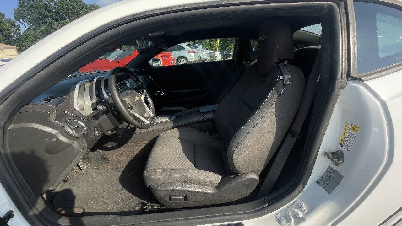 Used 2015 Chevrolet Camaro SS w/ Rear Vision Package RWD image 12