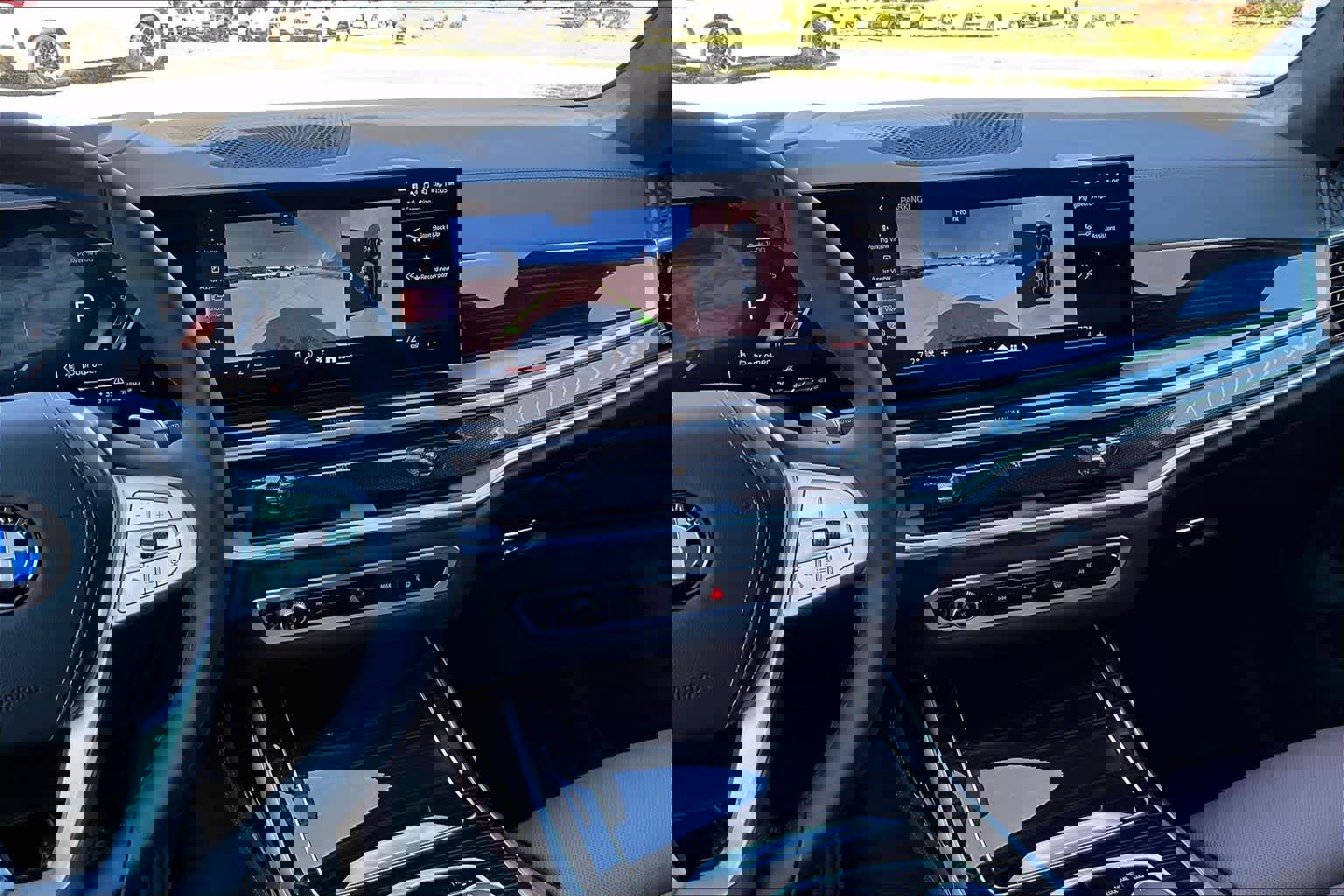 Used 2026 BMW X7 xDrive40i image 6