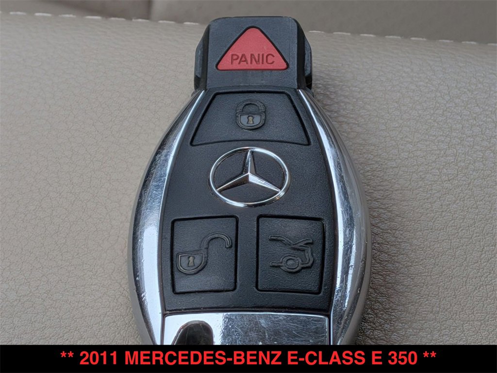 Used 2011 Mercedes-Benz E 350 4MATIC Sedan image 29