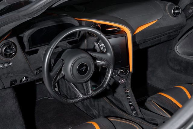 Used 2019 McLaren 720S Performance image 9