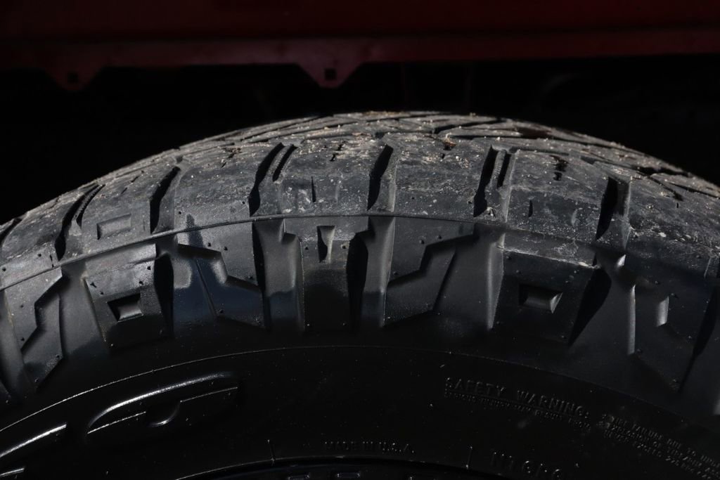 Used 2021 Chevrolet Silverado 1500 Custom image 46