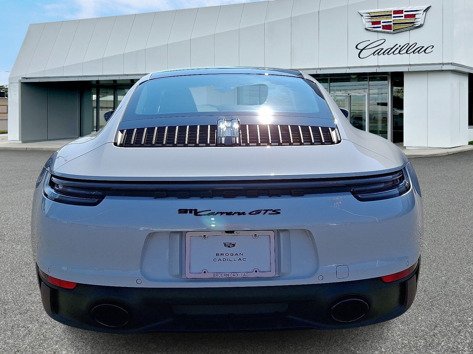 Used 2024 Porsche 911 Carrera GTS image 5