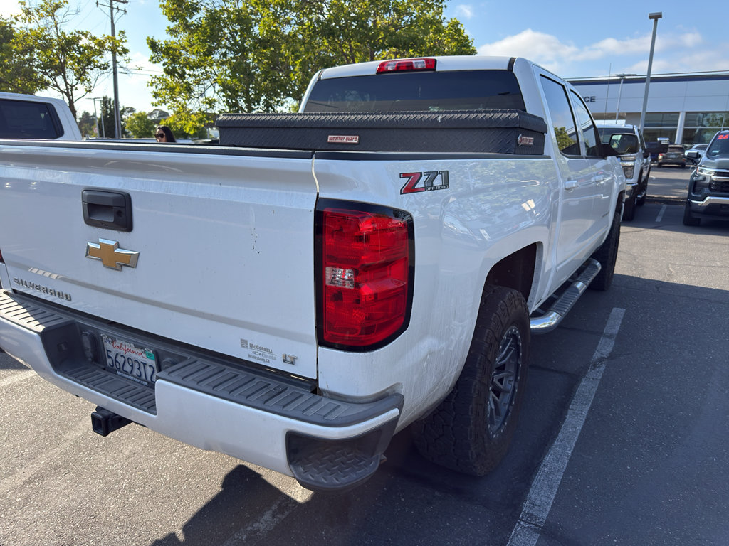 Used 2018 Chevrolet Silverado 1500 LT w/ All Star Edition AWD/4WD image 4