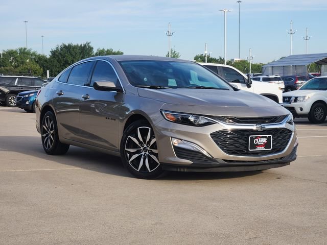 Used 2024 Chevrolet Malibu RS FWD image 2