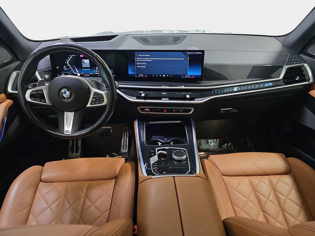 Used 2024 BMW X5 xDrive40i w/ M Sport Package AWD/4WD image 12