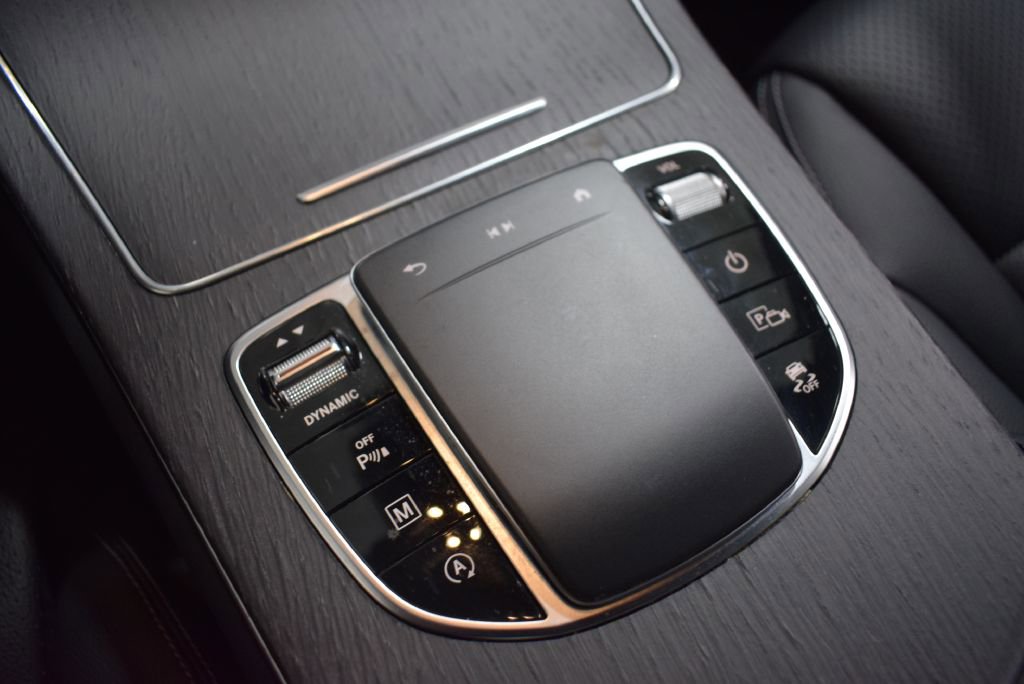 Used 2022 Mercedes-Benz GLC 300 4MATIC image 21