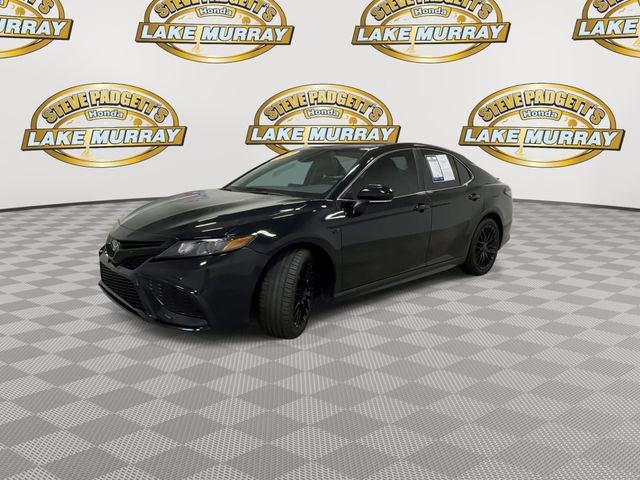 Used 2023 Toyota Camry SE FWD image 7
