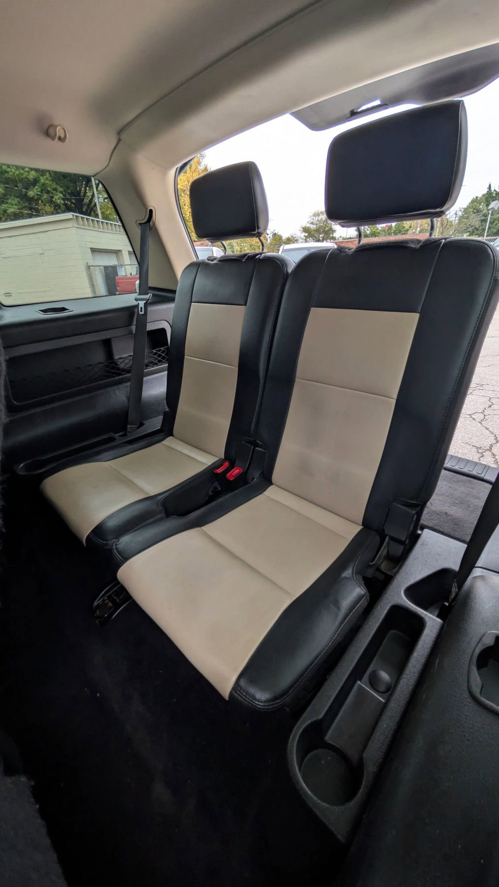 Used 2010 Ford Explorer Eddie Bauer image 10