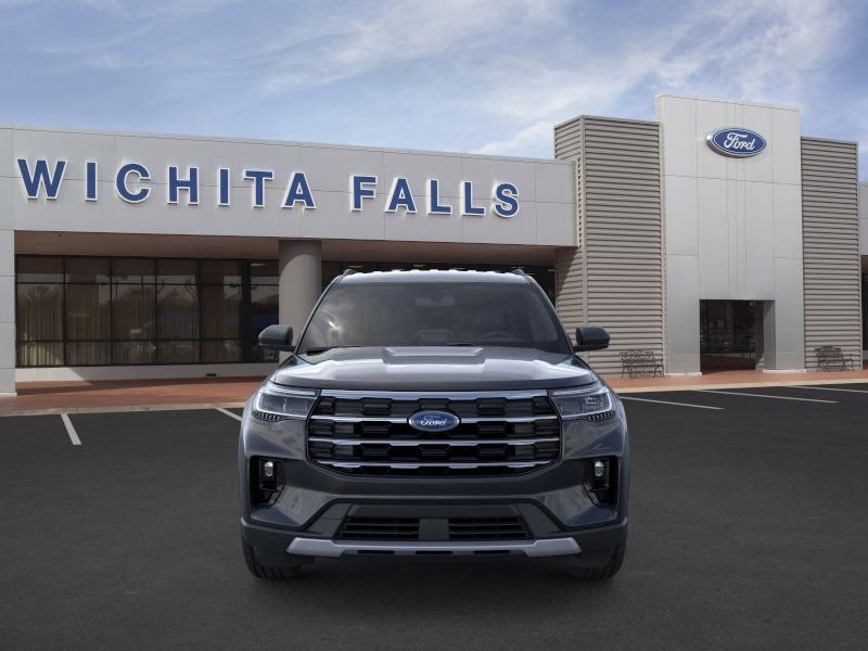 New 2026 Ford Explorer Active RWD image 6