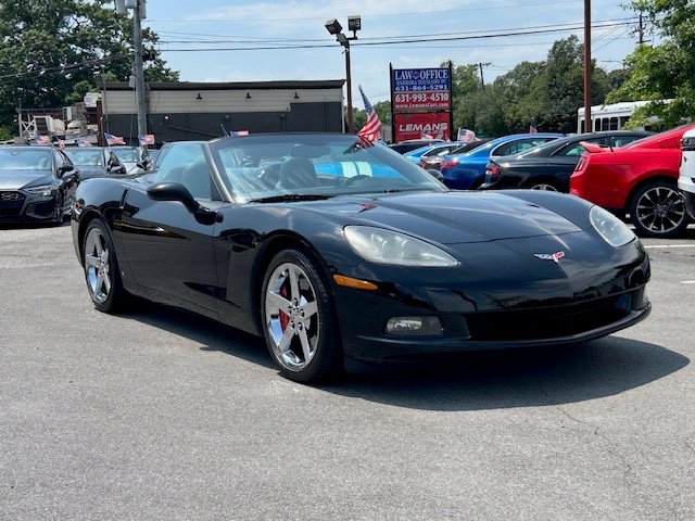 Used 2007 Chevrolet Corvette Convertible w/ Preferred Equipment Group RWD image 2