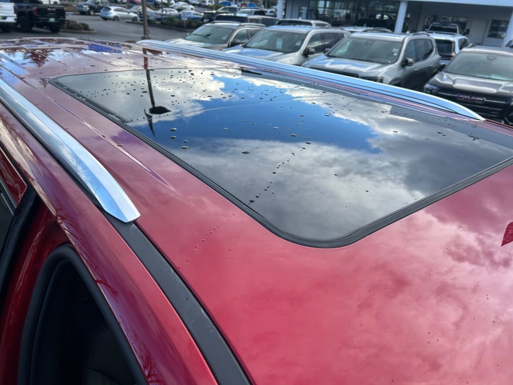 Used 2023 Chevrolet Suburban High Country image 28