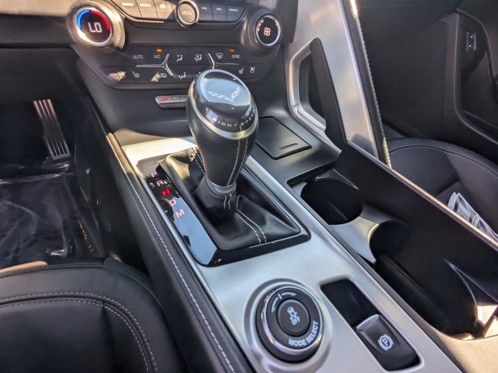 Used 2016 Chevrolet Corvette Z06 w/ 2LZ Preferred Equipment Group image 6