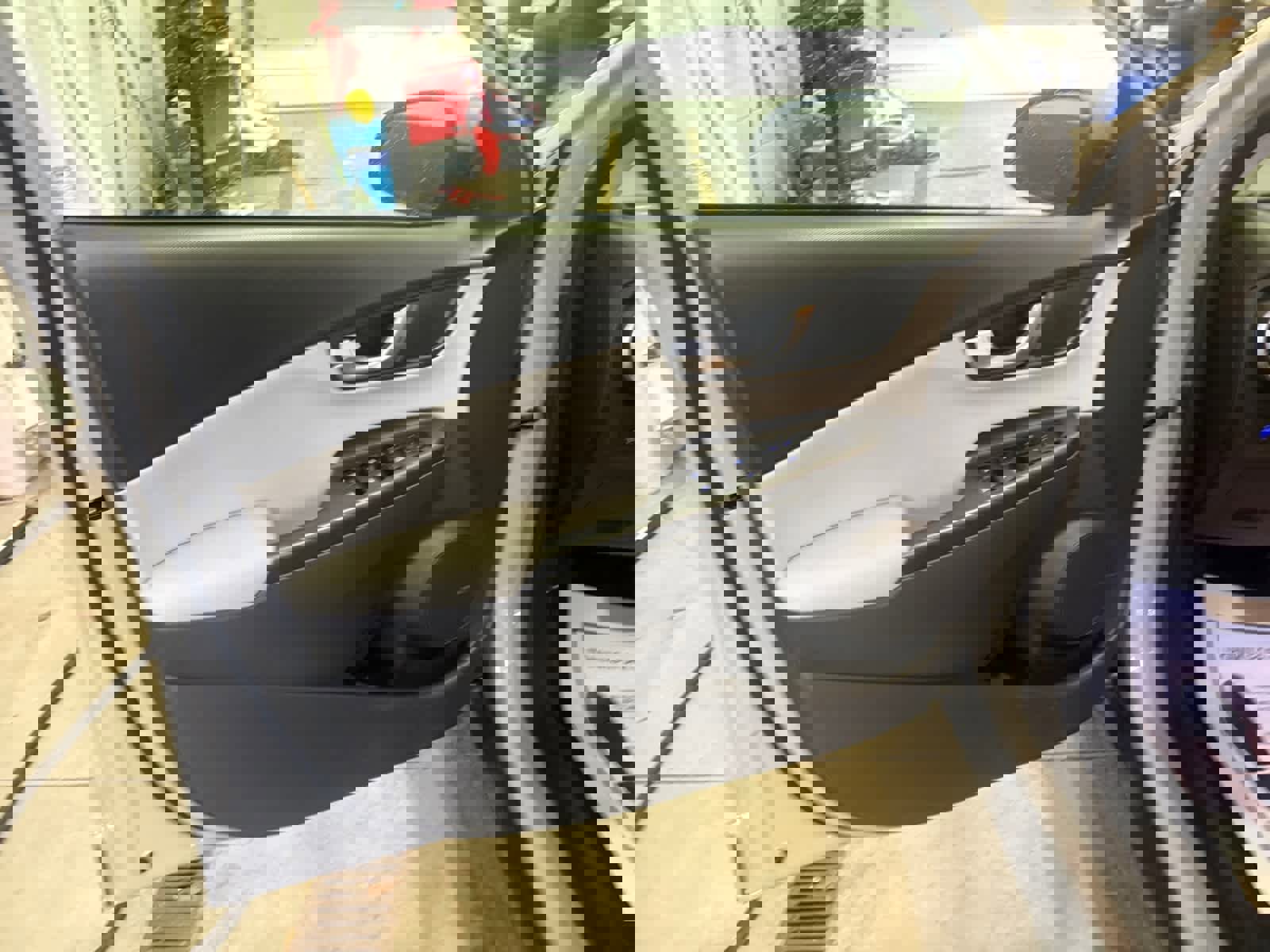 Used 2023 Hyundai Kona Limited w/ Cargo Package image 11