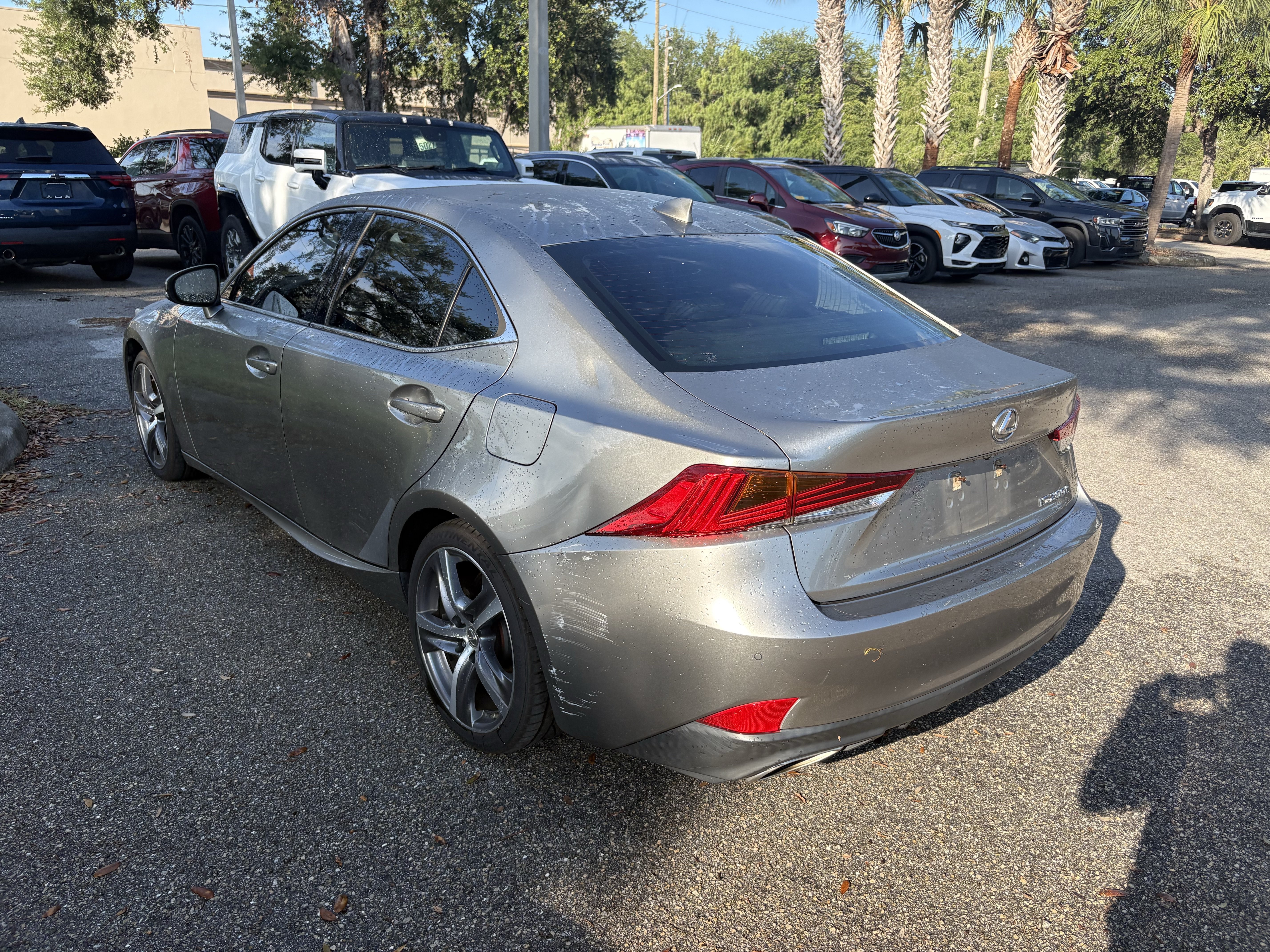 Used 2017 Lexus IS 200t w/ Premium Package RWD image 5