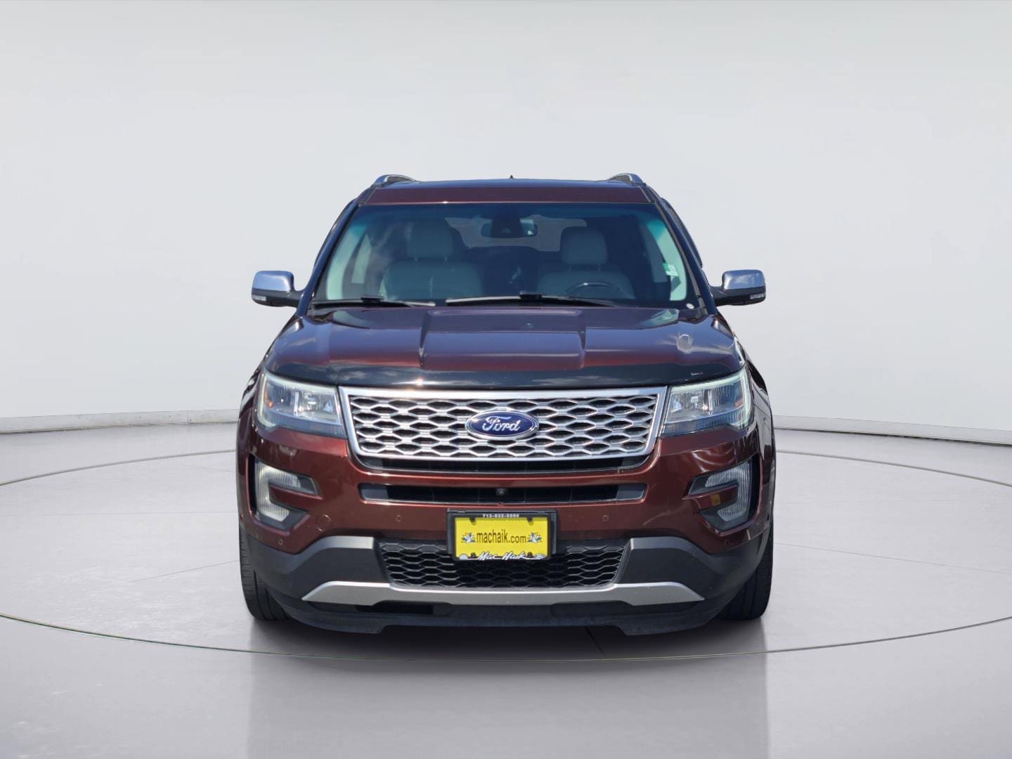 Used 2016 Ford Explorer Platinum AWD/4WD image 2