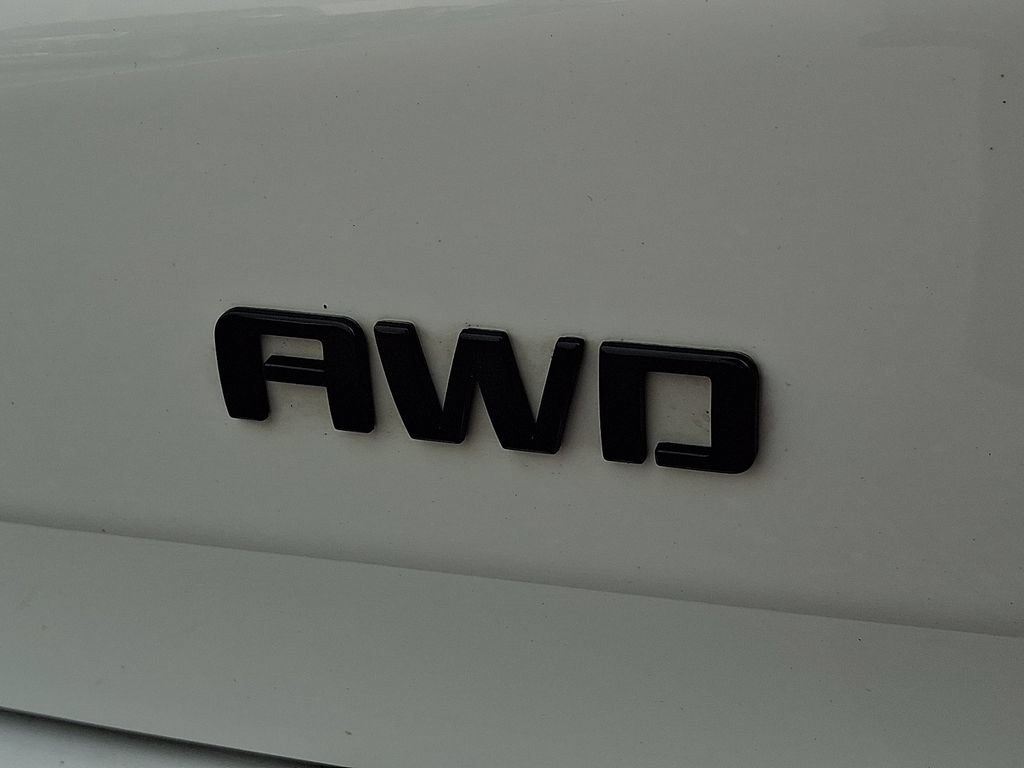 Used 2022 Chevrolet Equinox RS AWD/4WD image 31